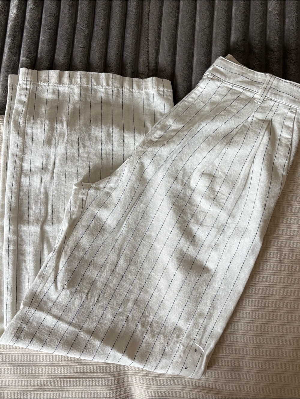 New Gap Linen Blend White Pinstripe Pants Size 6
